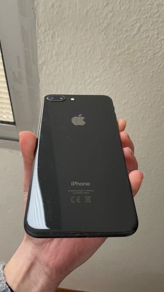 iPhone 8 Plus Negro