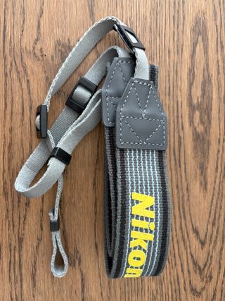 Nikon F90X + Objetivo Nikkor 35-70mm