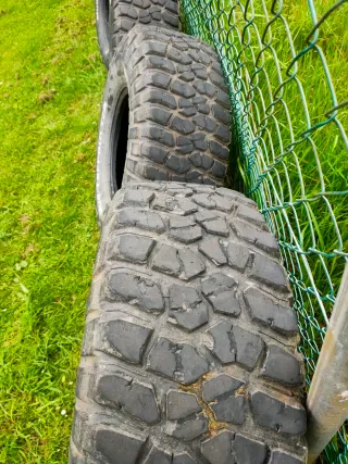 Ruedas BFGoodrich Mud-Terrain T/A 33x12.50 R15