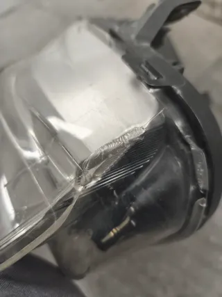 Faro Derecho Peugeot 208