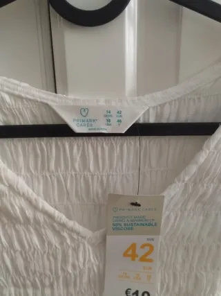 Blusa top blanco Primark con etiqueta