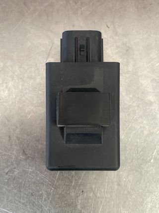 Relé Intermitente Mitsuba para CBR650RAC 2025.