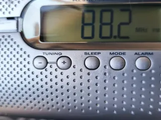 Radio Grundig PLL Sintetizador Plata