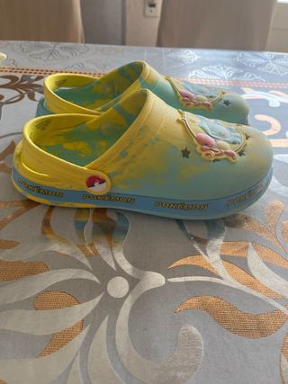 Chanclas niño talla 33/34 Pokemon