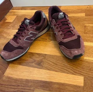 New Balance 996 Granate Talla 37.5