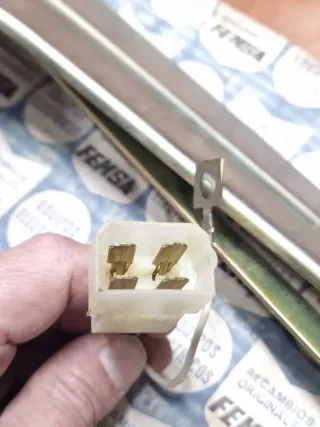 Equipo motor limpiaparabrisas EBRO P190-197-200...