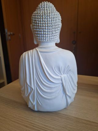 Estátua Buda meditativo branco