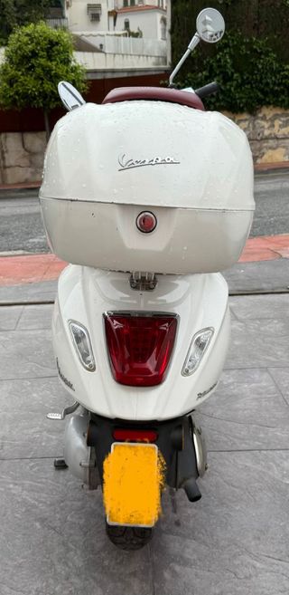 Vespa Primavera 50cc 2T Automática