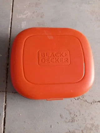Atornillador Black+Decker 3.6V BCF611C