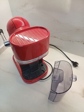 Cafetera Nespresso Artisan KitchenAid - Rojo