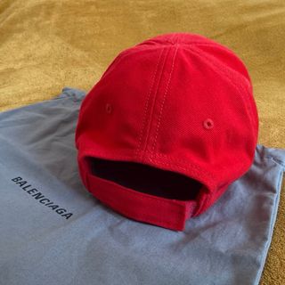 Gorra Balenciaga Roja