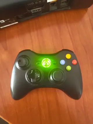 Xbox 360 + 3 Juegos + Mando