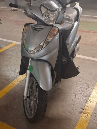 Honda Scoopy 300 Muy cuidada ITV con mantenimiento
