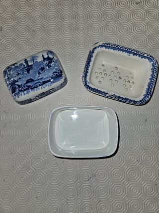 Portasapone Wedgwood Blu e Bianco