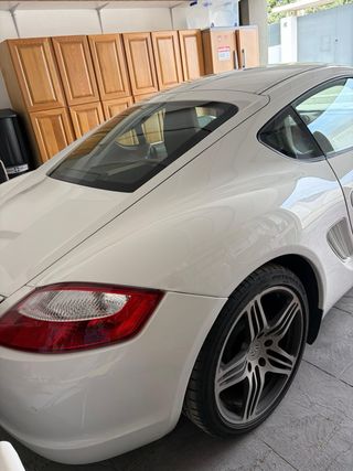 PORSCHE CAYMAN 2006 – ESTADO IMPECABLE – 58.000 KM