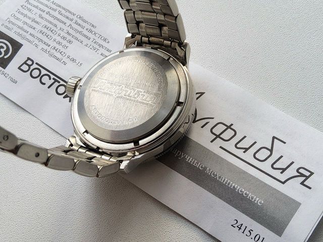 Vostok Amfibia Scuba Dude 420059 con calendario