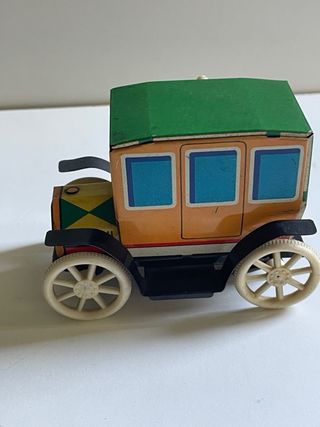 Coche de hojalata Payá