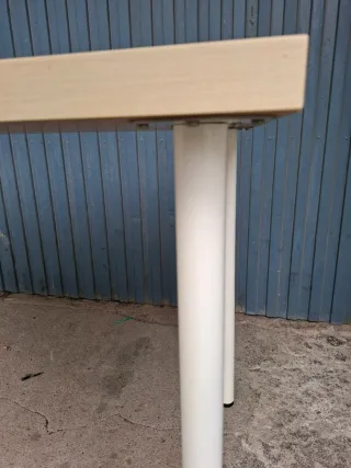 Mesa de madera Ikea