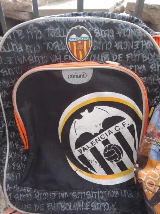 Lote 3 Mochilas Escolares: Star Wars, Valencia CF,