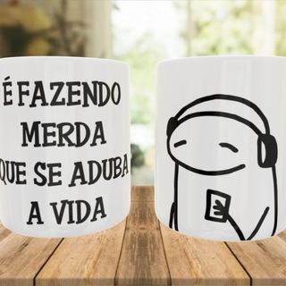 Caneca Divertida Fazendo Merda