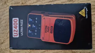 Behringer Ultra Fuzz Pedal Guitarra