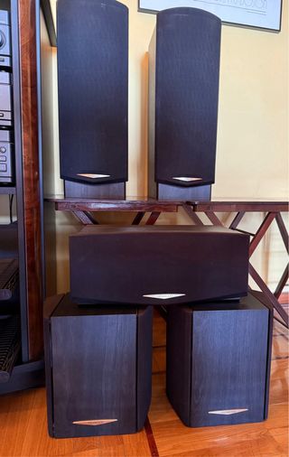 Cadena Kenwood + Mueble + 5 Altavoces + mando