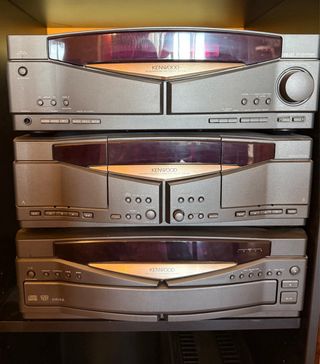 Cadena Kenwood + Mueble + 5 Altavoces + mando
