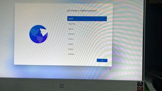 .-HP Todo en Uno Blanco.-