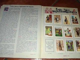 Álbum Cromos Antiguo Nestle - Cantores Bosque Trop