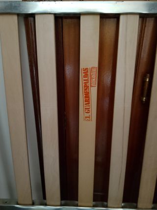 Somier de láminas metálico y madera