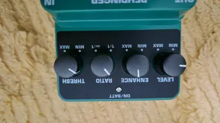 Behringer BLE100 Bass Limiter Enhancer Pedal