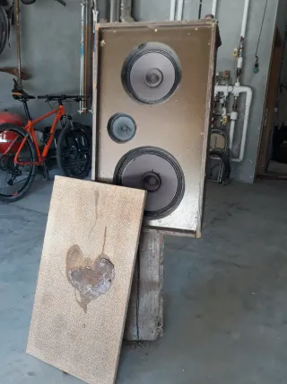 Altavoz madera años 80