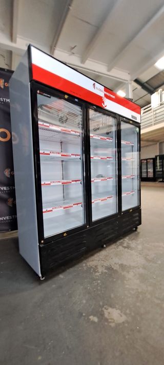 NEVERAS EXPOSITORAS 3 PUERTAS NUEVAS