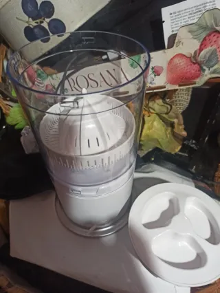 Exprimidor Eléctrico Blanco