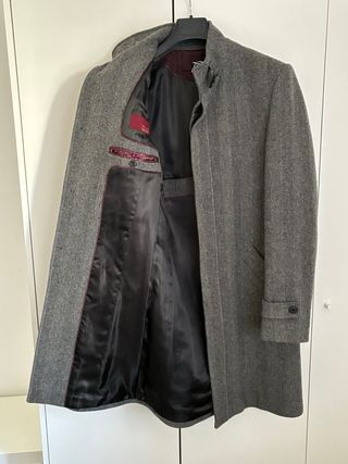 Abrigo Zara Man Gris