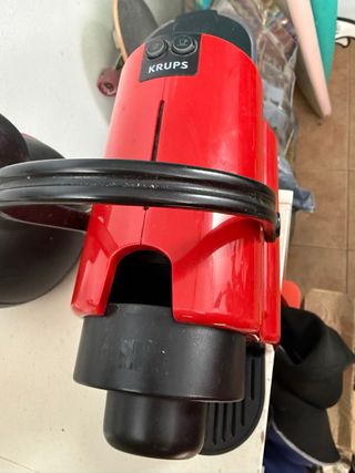 Cafetera Nespresso Roja
