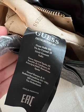 Bolso Tote Guess Marrón y Dorado