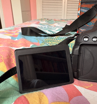 Canon EOS 700D + Objetivo + Caja
