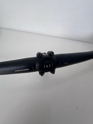 MANILLAR TWO Y POTENCIA CANNONDALE ONE