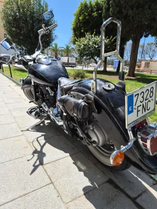 Yamaha Drag Star 650cc Negra