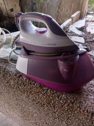 Plancha de vapor con base