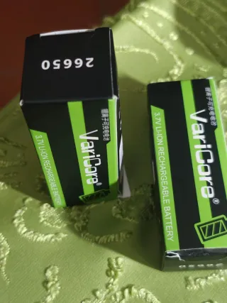 2 Batterie Varicore 26650 5200mAh Litio Nuove