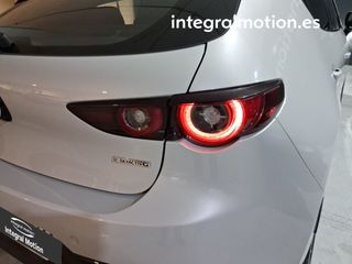 Mazda 3 2.5L E-SKY G MHEV 103kW Prime-line