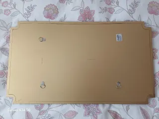 Espejo de pared dorado