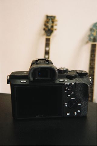 Cámara Sony Alpha 7 II (3174 disparos)