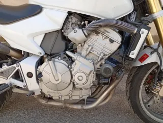 Honda Hornet 600 Blanca