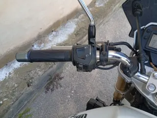 Honda Hornet 600 Blanca