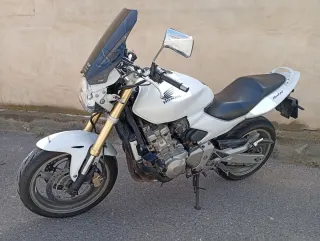 Honda Hornet 600 Blanca