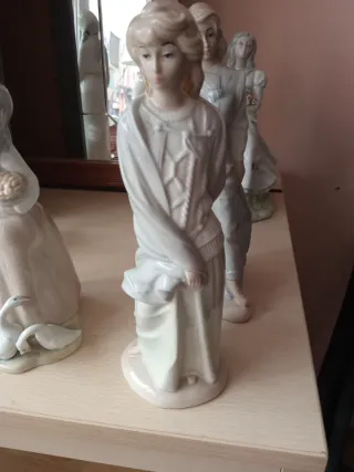 Figuras de cerámica decorativas
