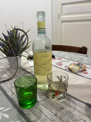 Buscó camarera